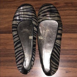 Zebra Patterned Sparkled Flats